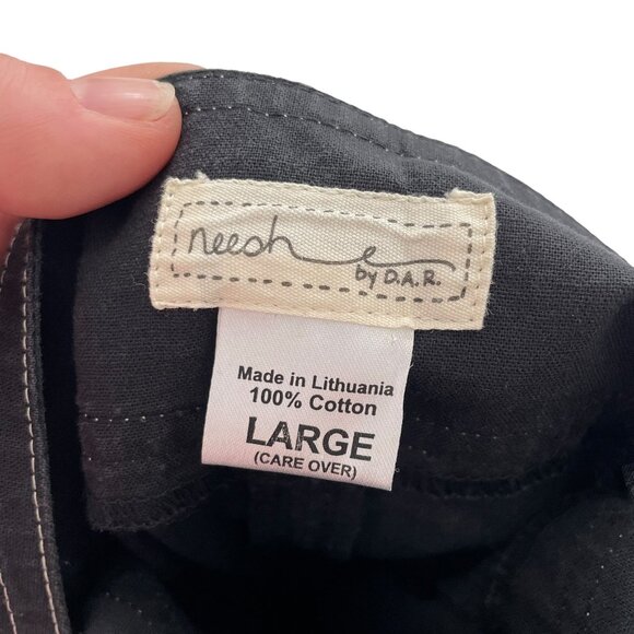 Neesh by DAR A Line Skirt Size Large L Black w/ White Trim Pocket Flutter Hem - Picture 4 of 5